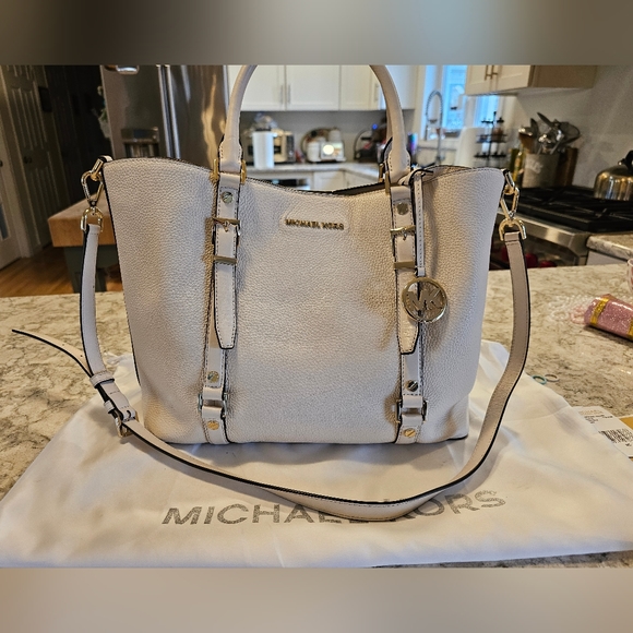 Michael Kors Bedford Legacy leather large grab tote - Picture 8 of 11